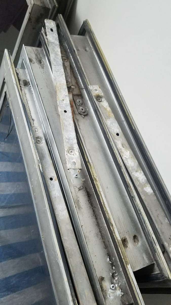Photo: 氧化窗鉸.jpg